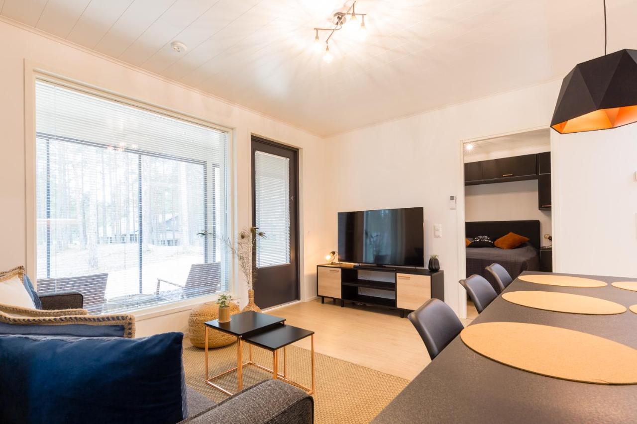 Apartment Tuomenkartano B1 iso huoneisto saunalla Kalajoki Esterno foto